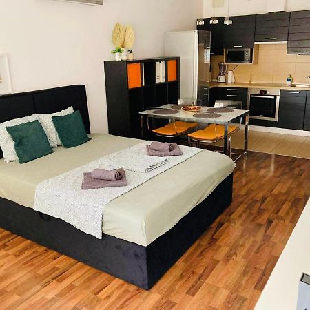 Corvin Boutique Apartment Parking In The Plaza Budapeşte Dış mekan fotoğraf