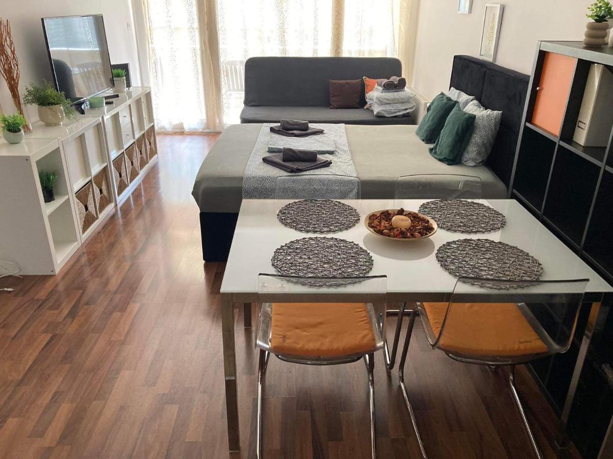 Corvin Boutique Apartment Parking In The Plaza Budapeşte Dış mekan fotoğraf